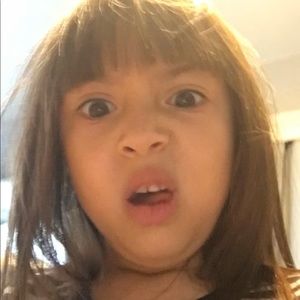 Meet your Posher, Amelia